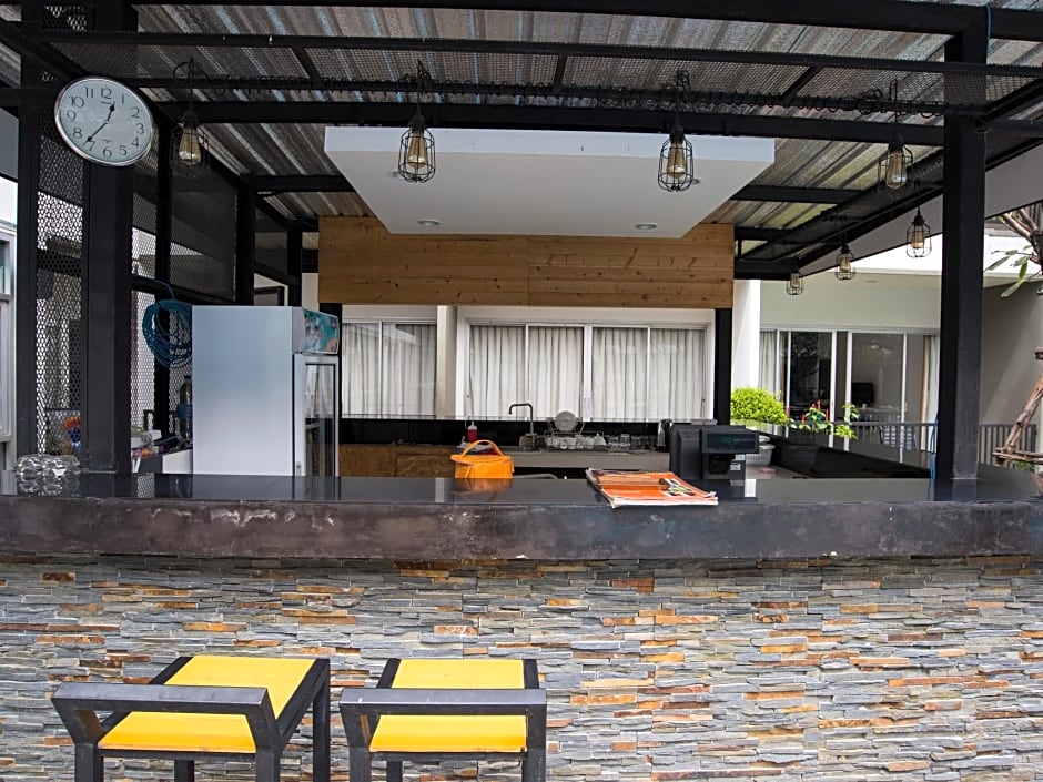 BS Premier Airport Hotel