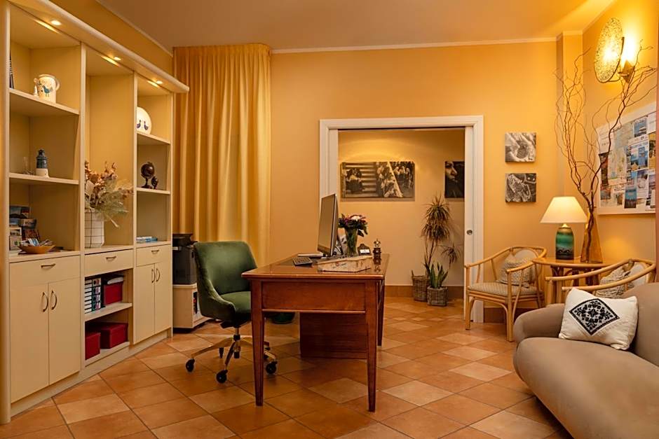 Marin Hotel