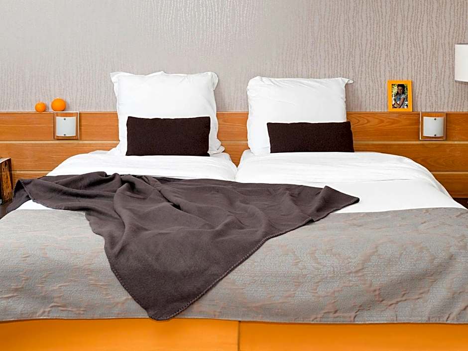 Aparthotel Adagio 2personnes Paris 15eme parking inclus proche Arena et Parc expo
