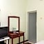 Global Inn Syariah Mitra RedDoorz near Juanda T1 Airport