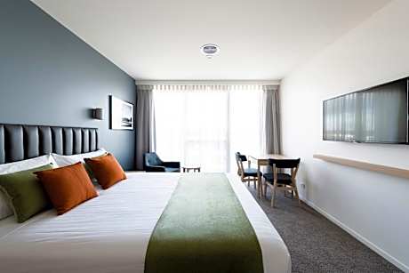 Queen Room with Balcony