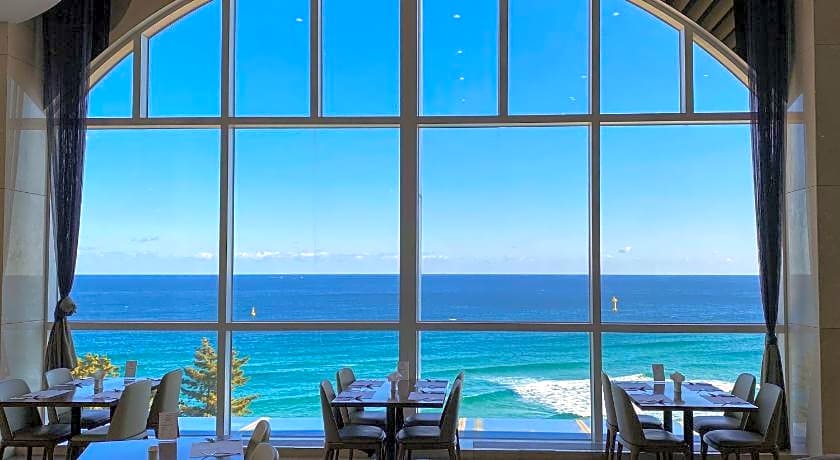SOL BEACH SAMCHEOK (SOL BEACH HOEL & RESORT SAMCHEOK)