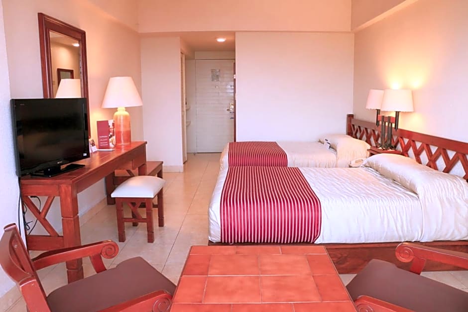 Hotel Fortin Plaza