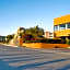 Sunrock Hotel & Suites