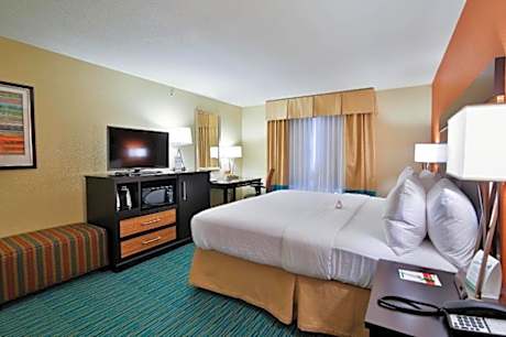 Standard King Room with Sofa Bed