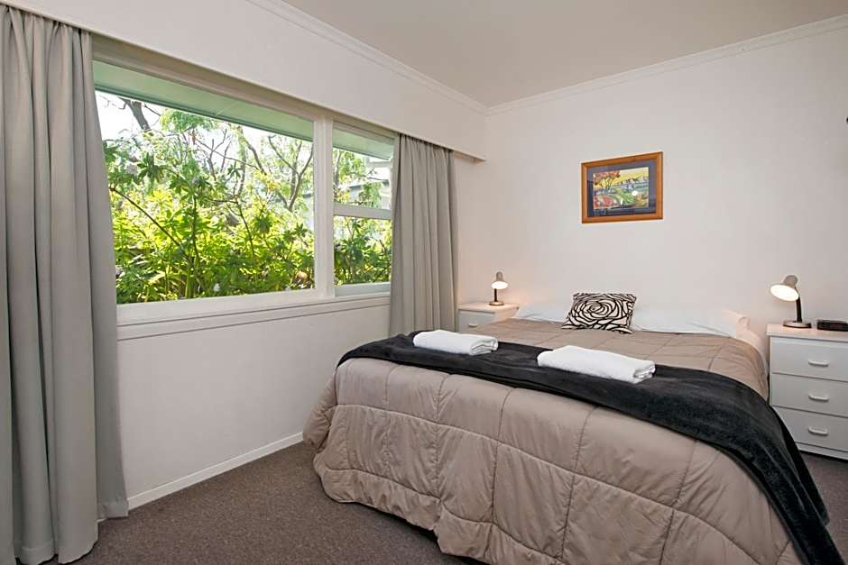 Waimarie on Riverside Motel & Apartments