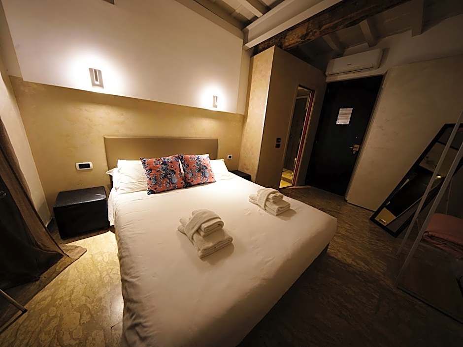 Nerva Accommodation
