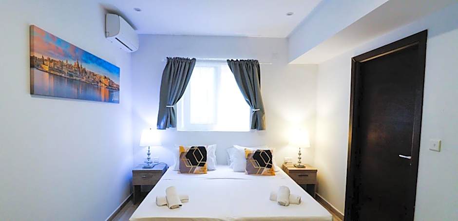 Napoli Suites Studios Aparthotel