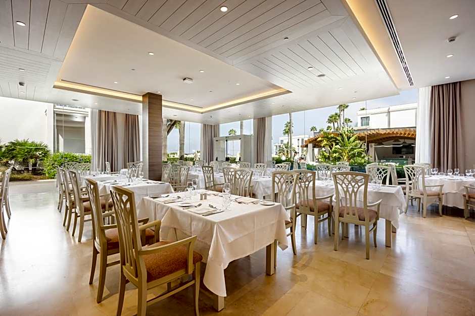 Hipotels Barrosa Park