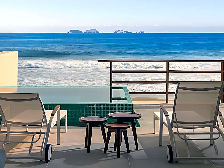 Marea Beachfront Villas
