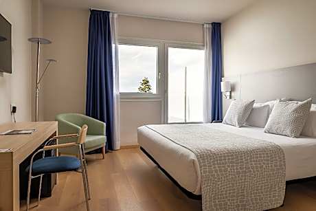 Deluxe with Balcony