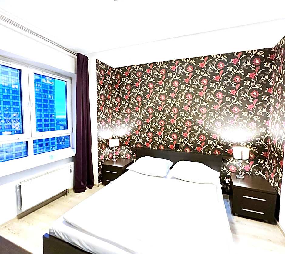 Platinum Towers Country 2 Country