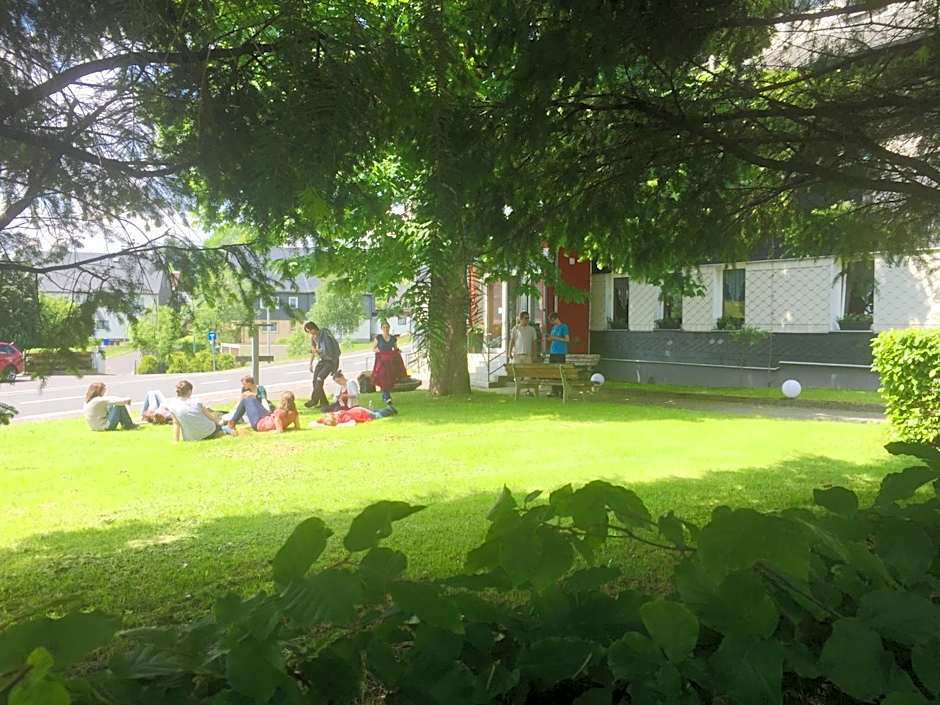 Haus Rosenbaum am Rennsteig Gruppenhaus - Pension - Ferienhaus bis 50 Personen