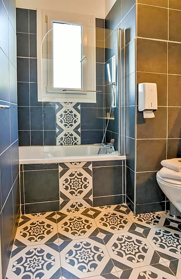 Logis Hôtel Emeraude des Bois