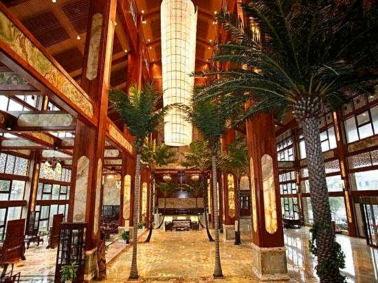 Donggu Lake Xiangshan New Century Hotel