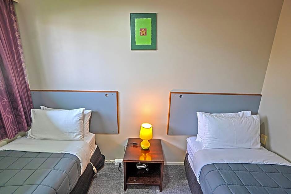 Photo 1 of 10 of Superior 2 Bedroom Apartment