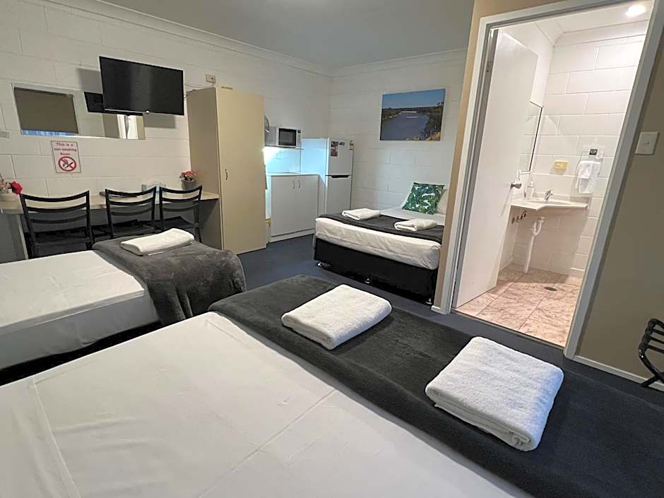 Spanish Lace Motor Inn