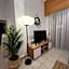 Makenzie 2 rooms first line beach