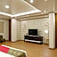 Joyful Hotel