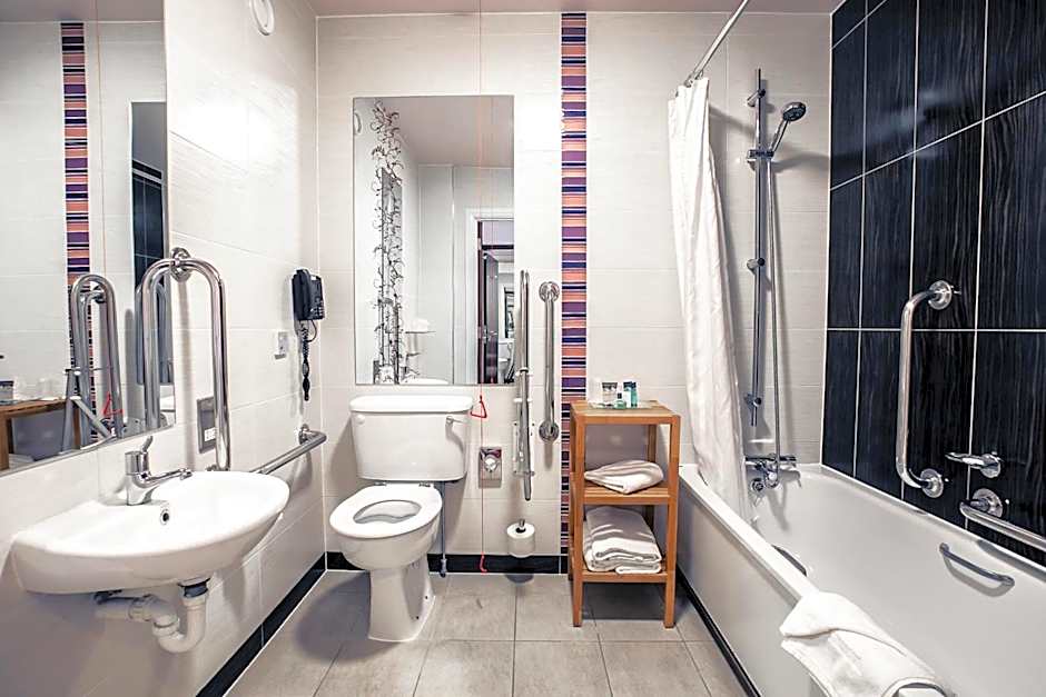 Crowne Plaza Dublin Blanchardstown By IHG