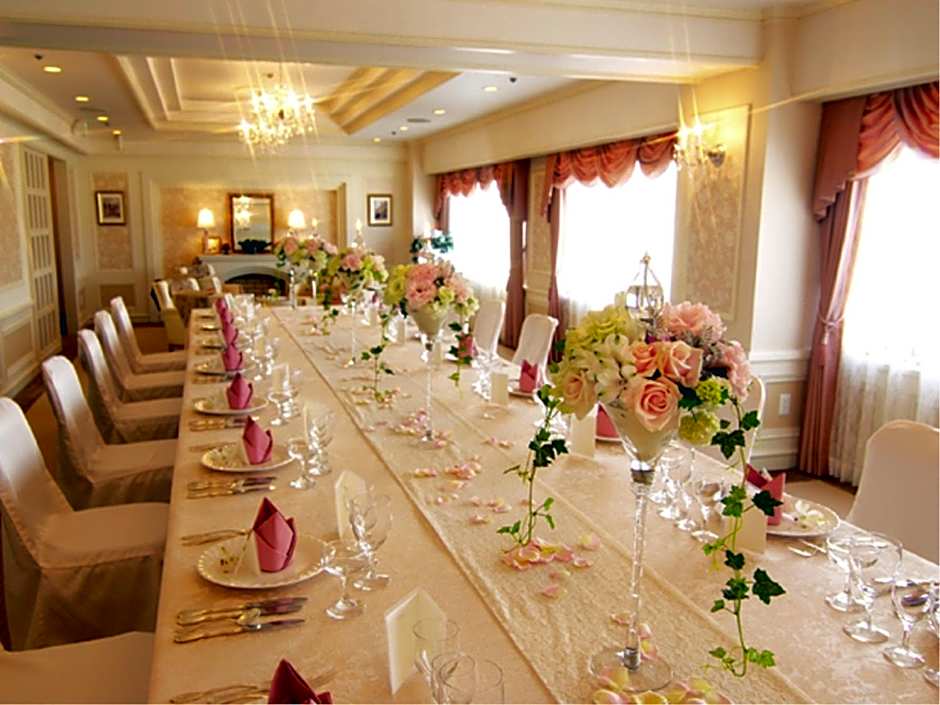 The Crown Palais New Hankyu Kochi