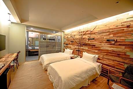 Classic Twin Room