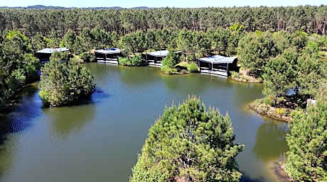 Les Échasses Golf & Surf Eco Lodge