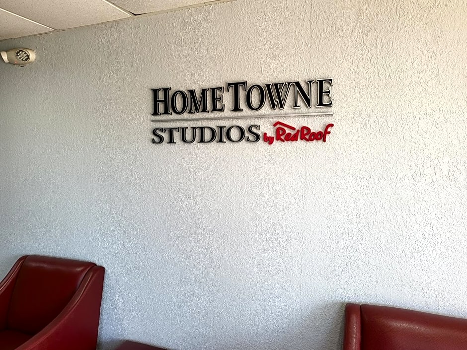 HomeTowne Studios Prattville