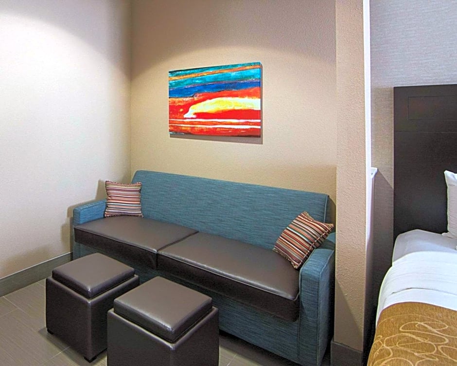 Comfort Suites Houston West At Clay Road