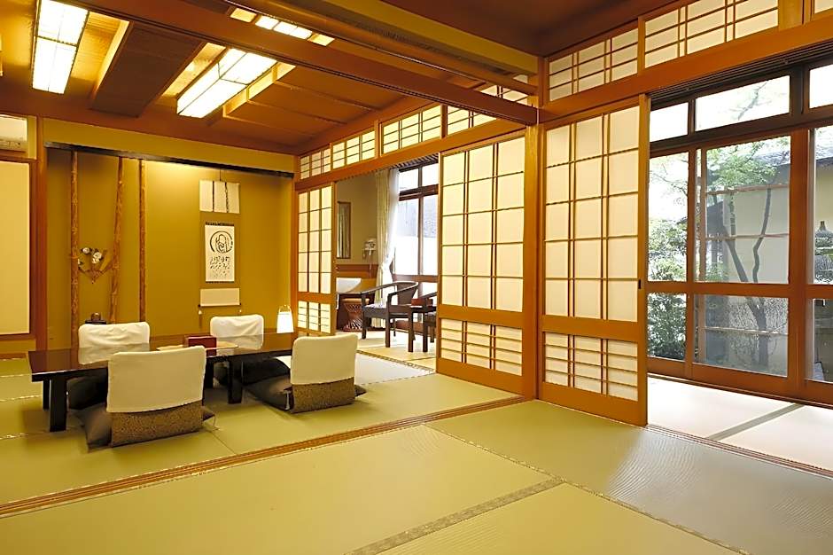 Kinosaki Onsen Ryokan Tsubakino