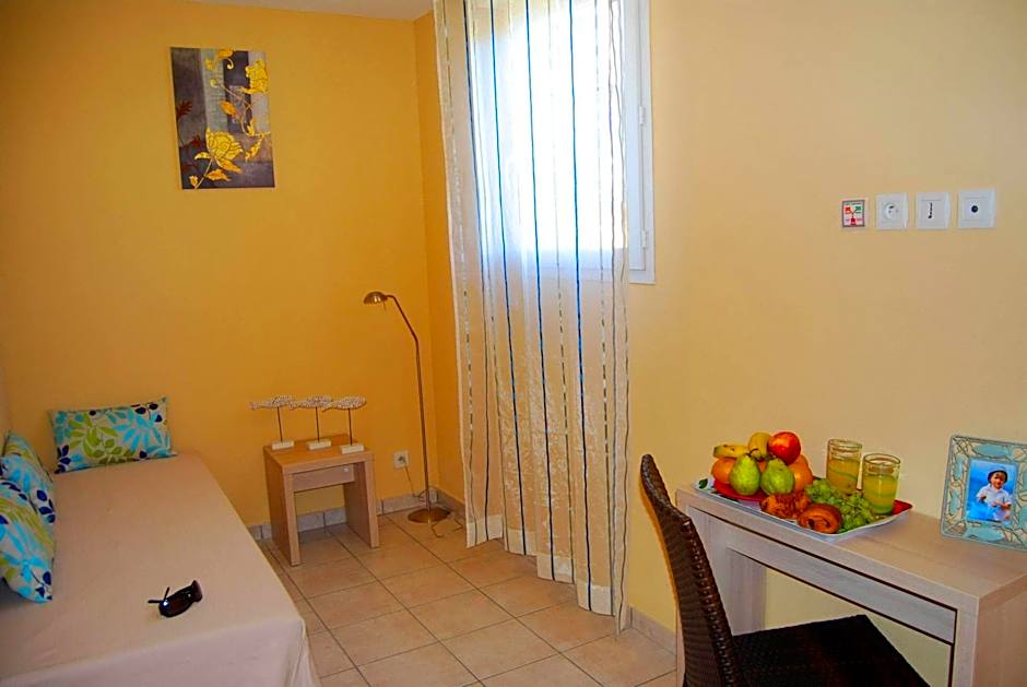 Lagrange Grand Bleu Vacances – Résidence Le Mas de Torreilles