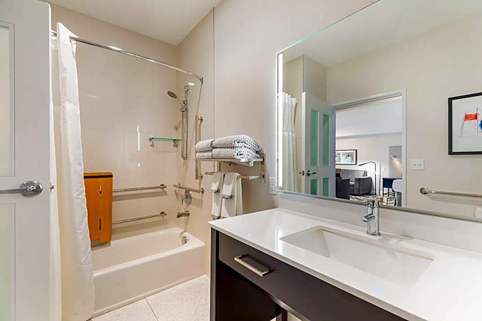 Cambria Hotel Copper Mountain