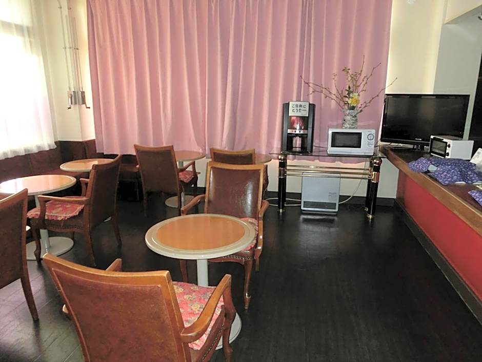 Biz Hotel Shiojiri Ekimae