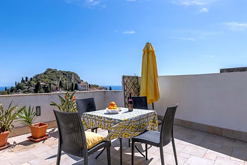 Tauromenion Guest House