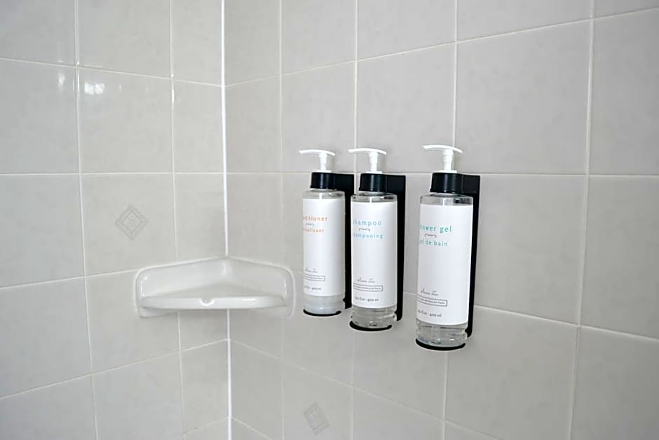 Motel 6 Campbellford, ON