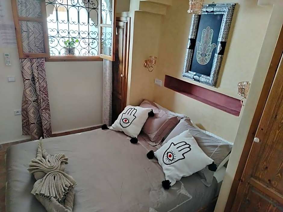 RIAD & SPA SOUS LE SOLEIL Chez Jérôme et Pamela CH Marrakchi