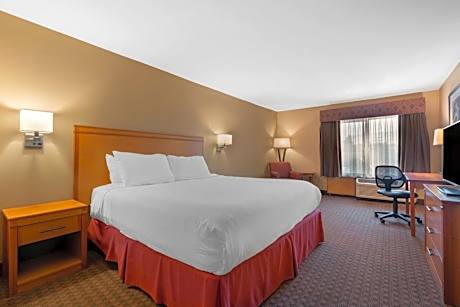 Best Western Plus Olympic Inn