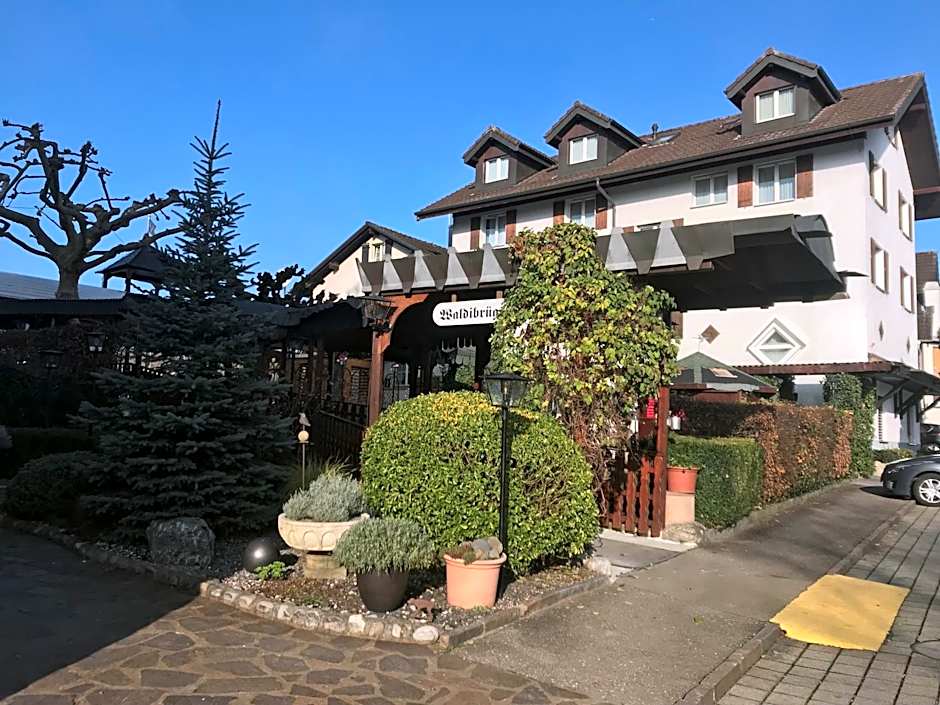 Motel & Aparthotel Brüggli