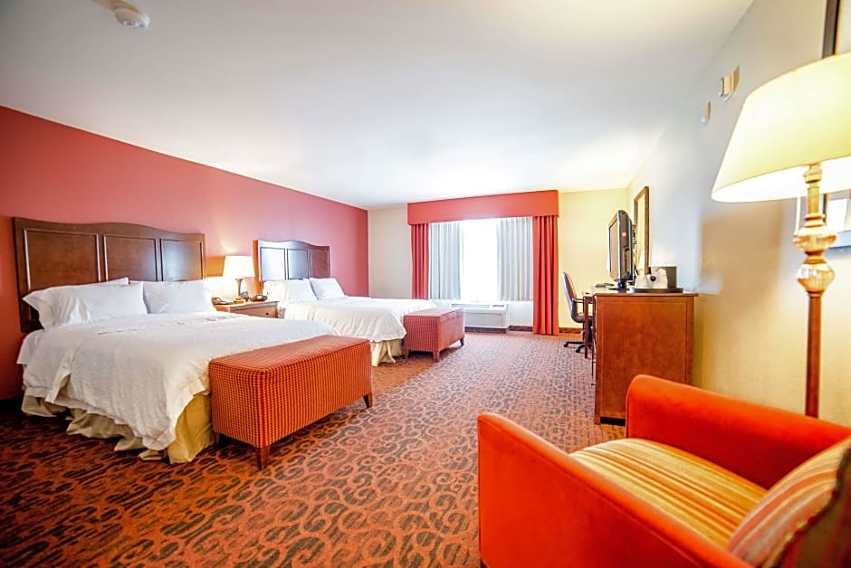 Photo 1 of 2 of 2 Queen Beds, Mobility Accessible, Bathtub