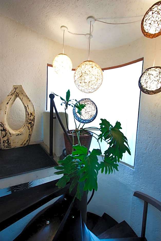 Aztic Hotel and Executive Suites
