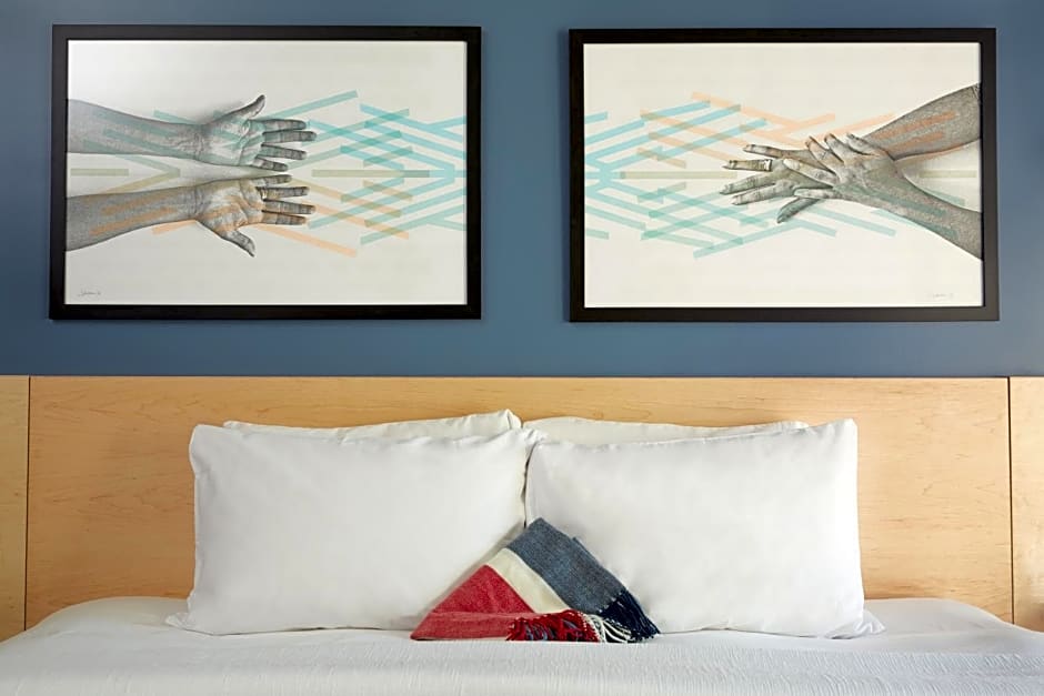 Le Dauphin Montréal Centre-Ville