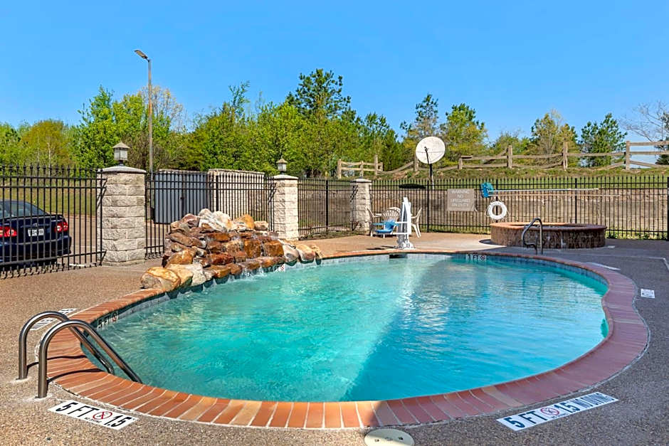 Best Western Mineola Inn