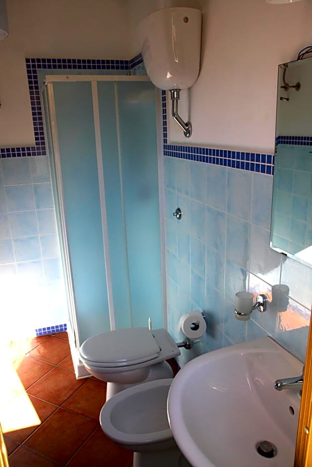La Casa Gialla – Trabia, CA