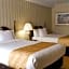 Quality Hotel & Suites