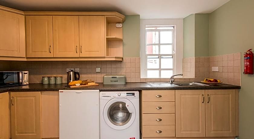 Hamilton House Holiday Apartments