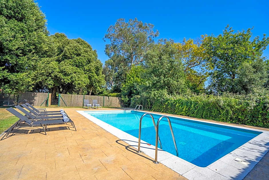 Hotel Torres de Somo