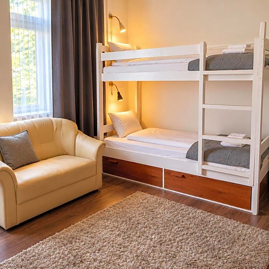 GoodMo Budapest Smart Rooms