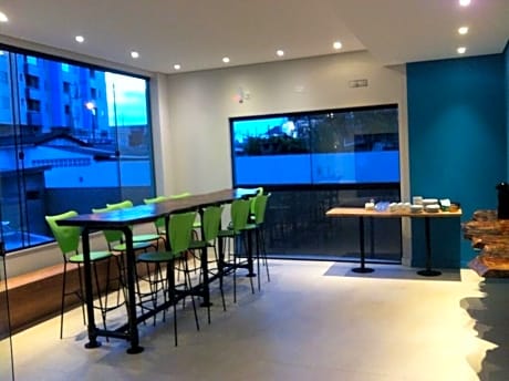 Flor Inn Praia Hotel