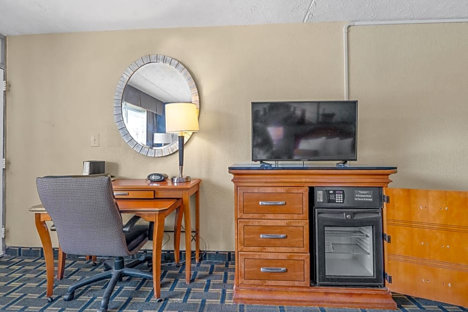 Days Inn by Wyndham Myrtle Beach-Grand Strand