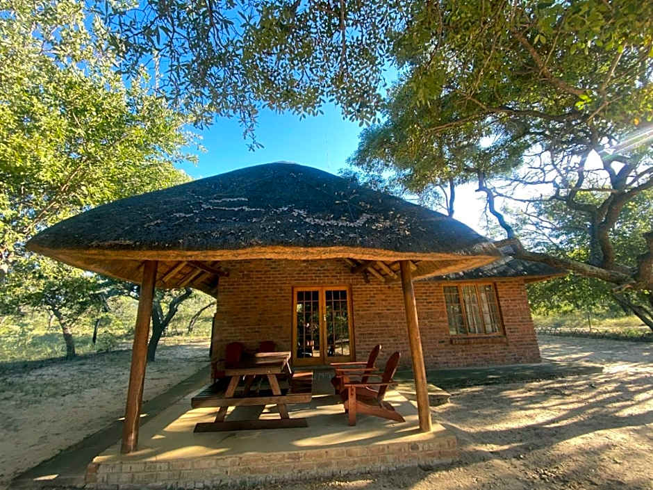 Kigeni Safari Lodge & Spa